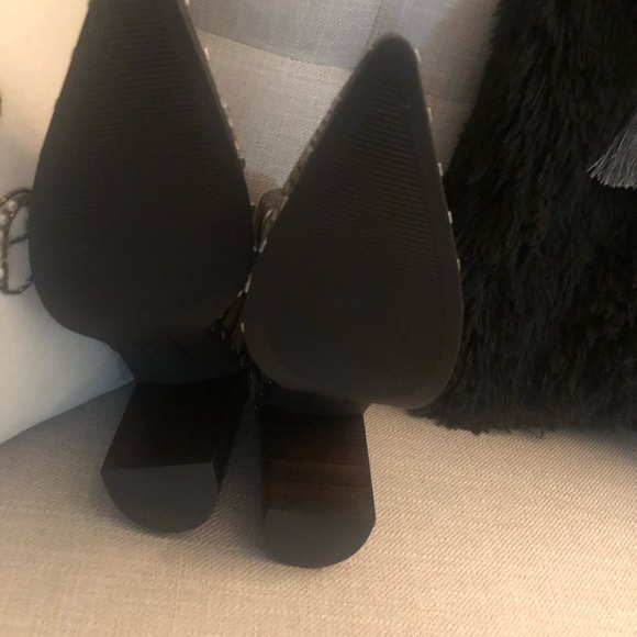 Charles David snake skin print cut out shoe boots new in box - Picture 4 of 4